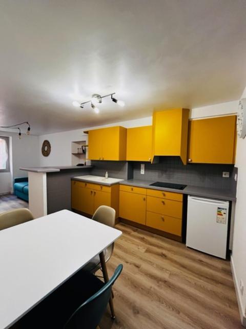 Appartement Dans Le Quartier Recherche Du Moure Collioure Luaran gambar